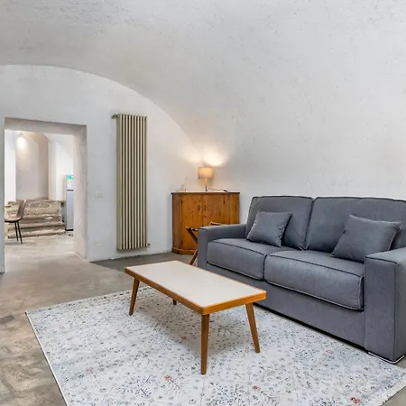 Alta - Piazza Mercato Del Fieno House