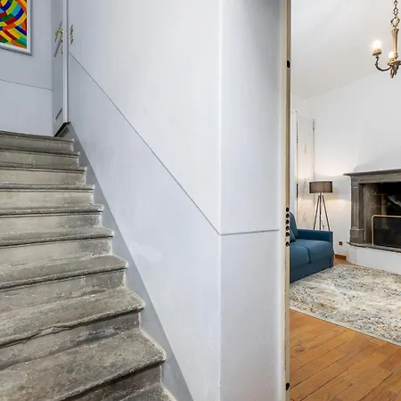 Apartment Alta - Piazza Mercato Del Fieno House *