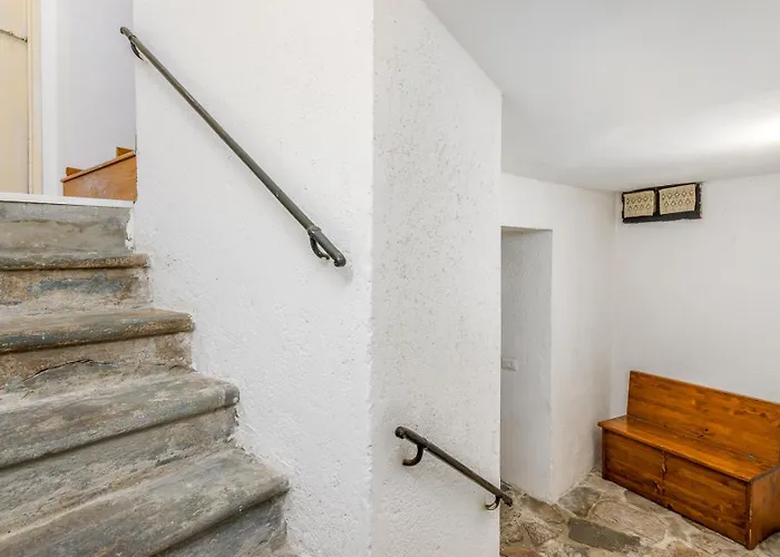 Alta - Piazza Mercato Del Fieno House Apartment *