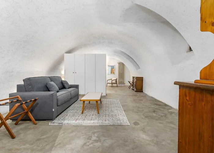 Апартаменти Alta - Piazza Mercato Del Fieno House Бергамо