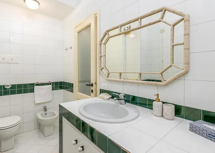 Apartment Alta - Piazza Mercato Del Fieno House