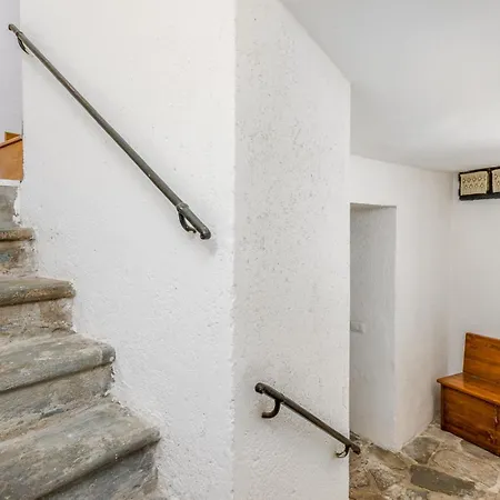 Alta - Piazza Mercato Del Fieno House Διαμέρισμα *